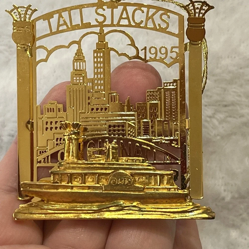Tall Stacks Riverboat Ornament 1995 Cincinnati Ohio McAlpin's 24kt Gold Finish